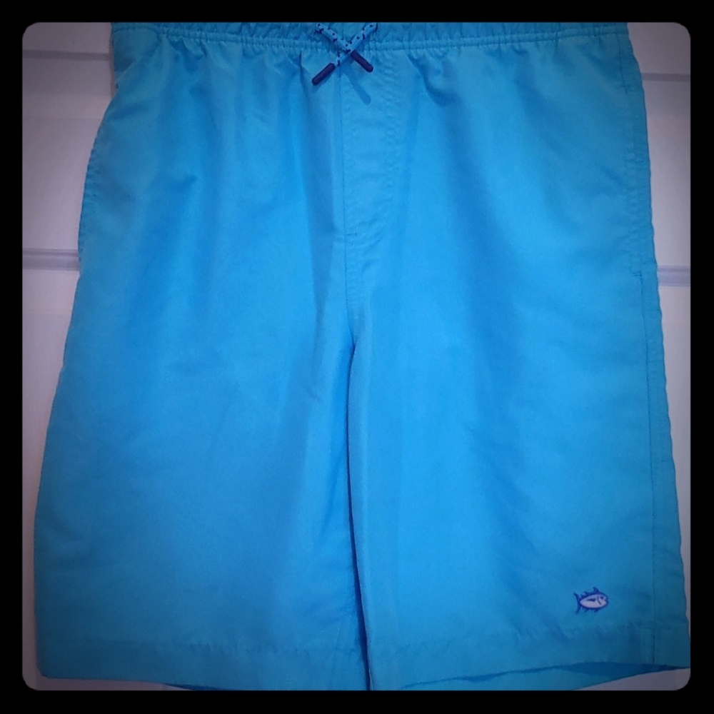 Boys XL Southern Tide board shorts